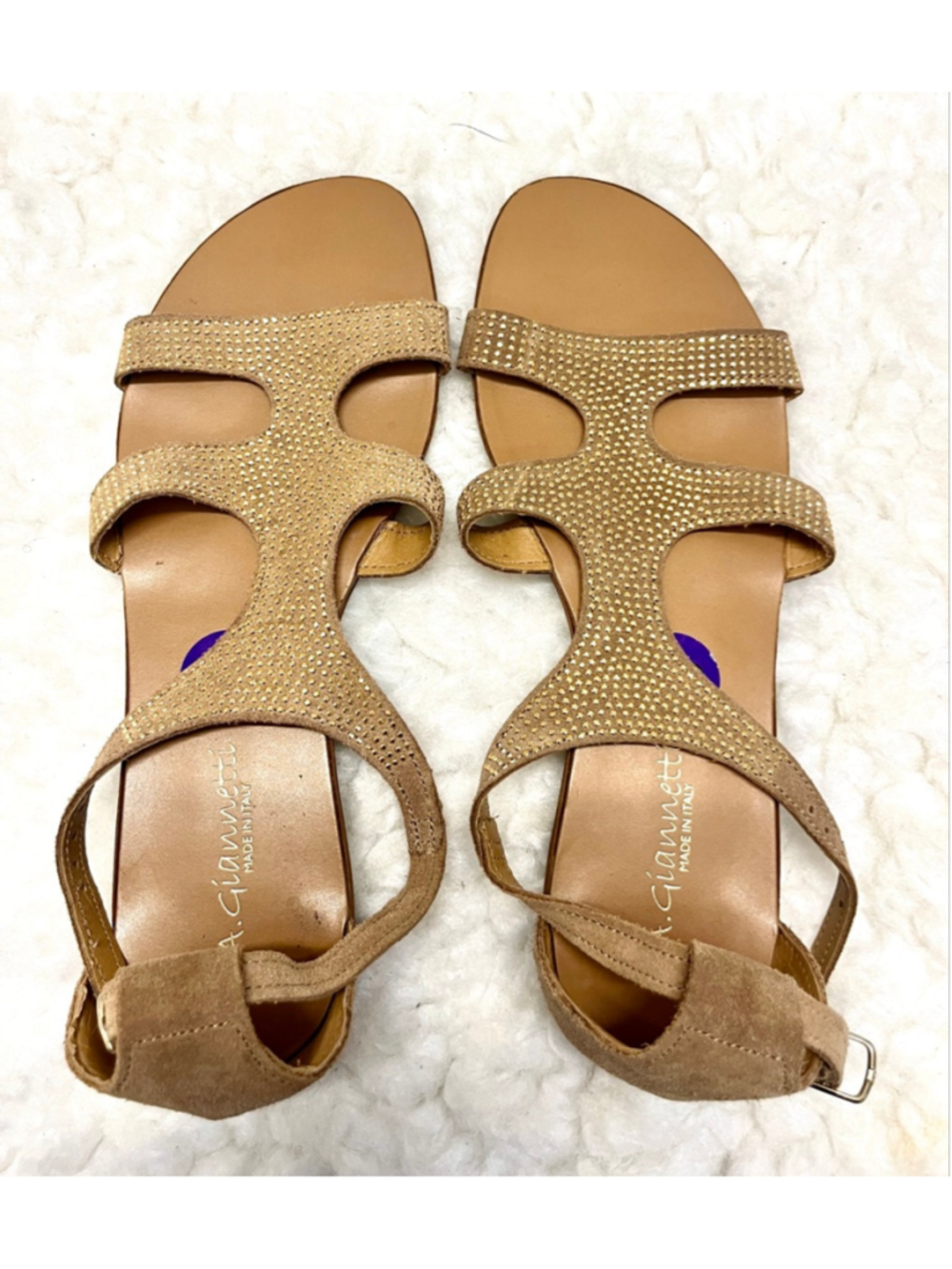 A. Giannetti women's gold flat leather sandals made in Italy size 8.5